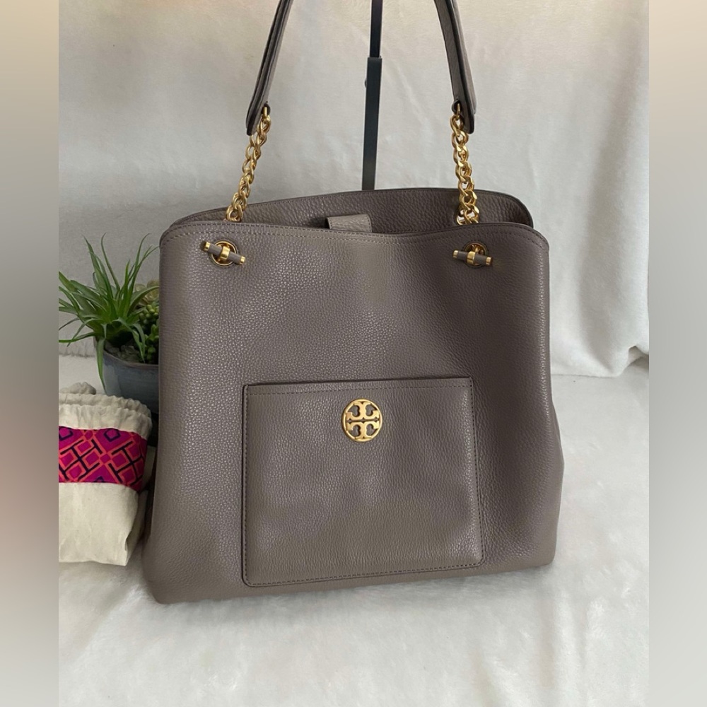 ✨Like New Tory Burch Chelsea Slouchy Leather Tote Bag